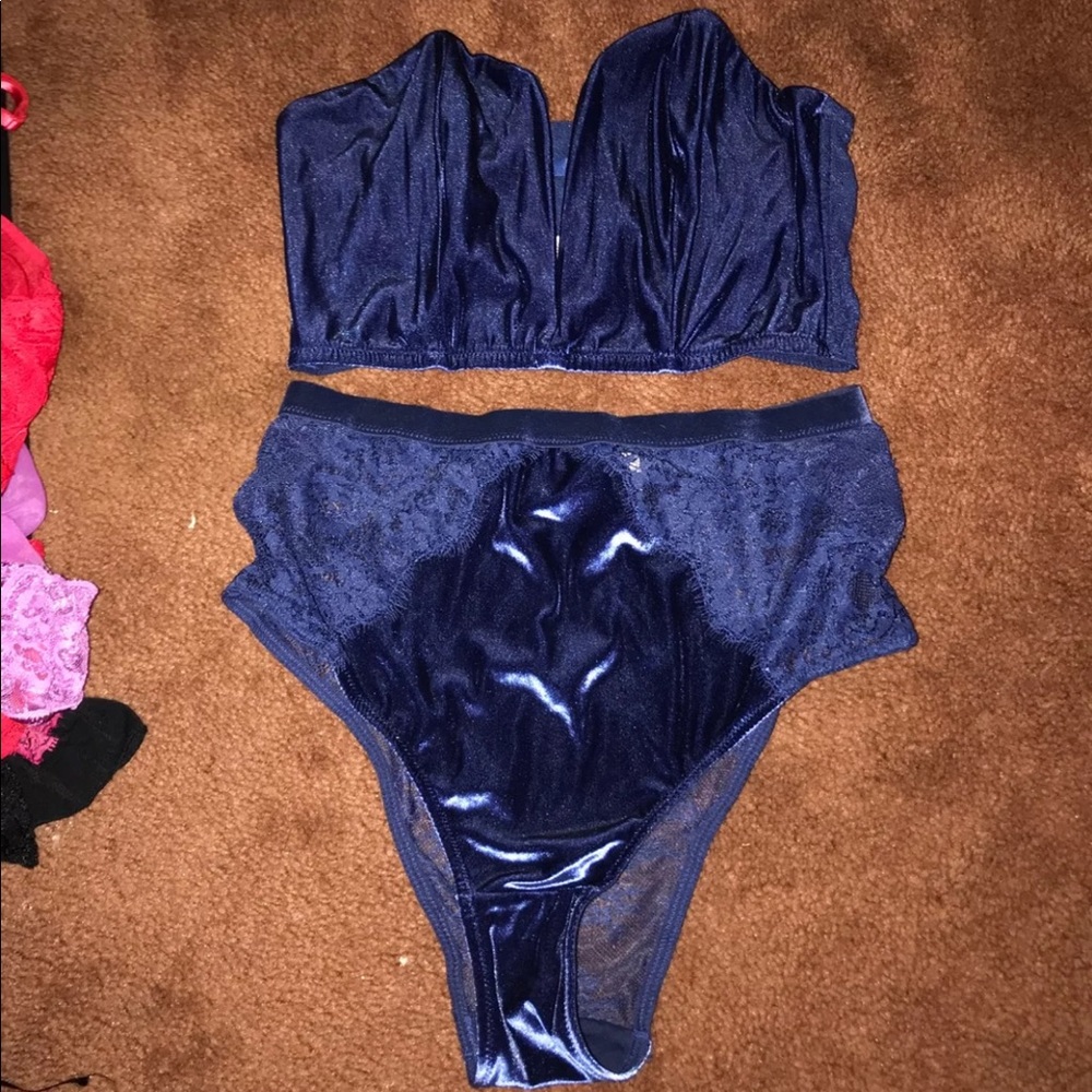 2 piece velvet lingerie set